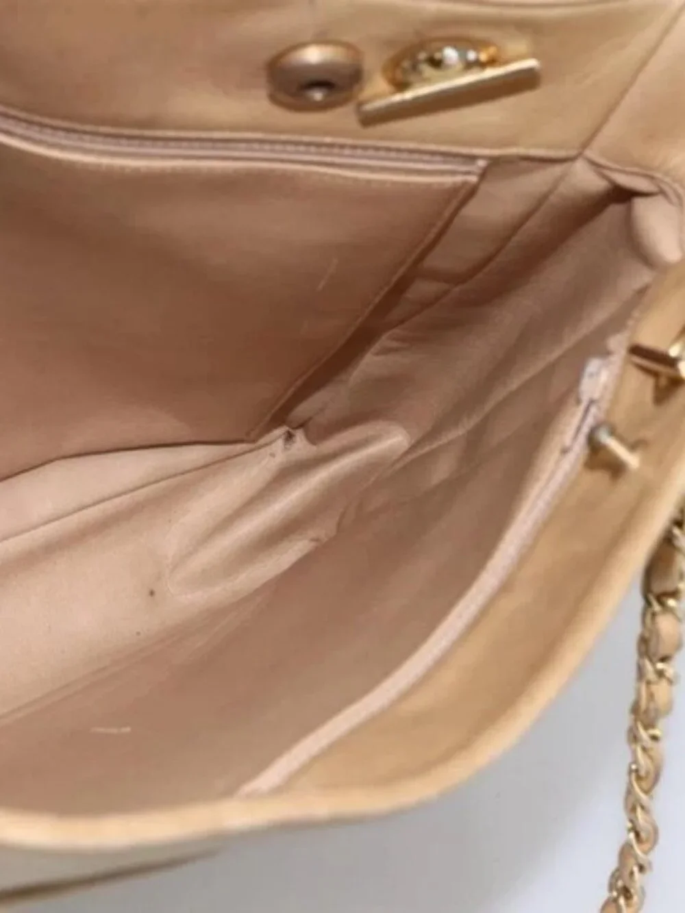 CHANEL Matelasse Chain Shoulder Bag Lamb Skin Beige Gold CC Auth 172997